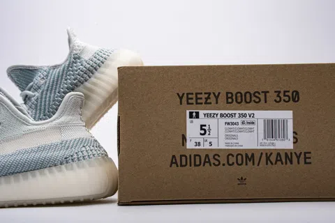 Yeezy Boost 350 Cloud White – photo 12