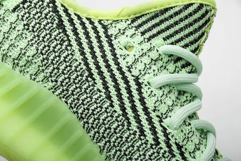 Yeezy Boost 350 V2 Yeezreel – photo 10