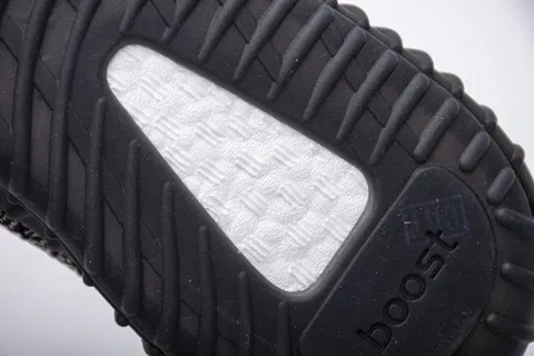 Yeezy Boost 350 V2 Yecheil Reflective – photo 7