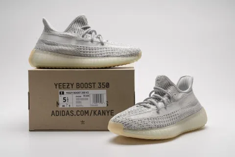 Yeezy Boost 350 V2 Yeshaya Reflective – photo 12