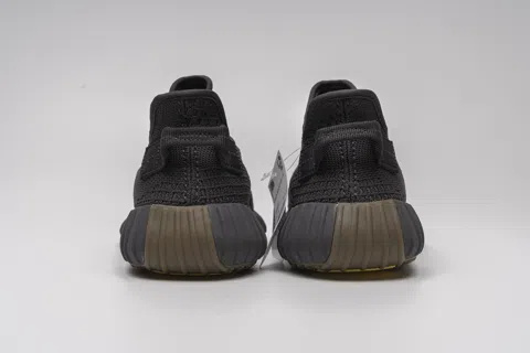 Yeezy Boost 350 V2 Cinder – photo 6