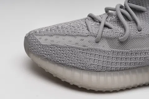 Yeezy Boost 350 V2 Tail Light – photo 10