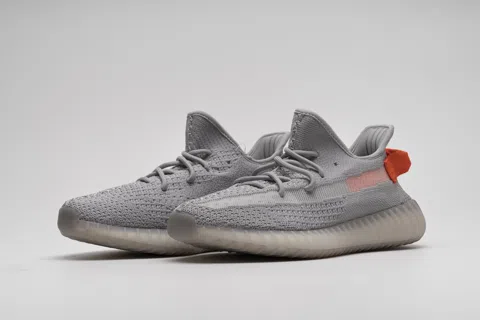 Yeezy Boost 350 V2 Tail Light – photo 5