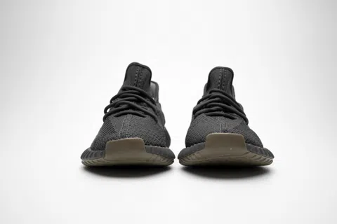 Yeezy Boost 350 V2 Cinder – photo 4