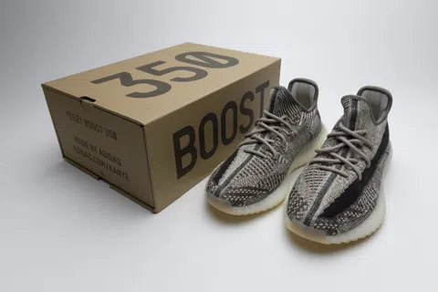 Yeezy Boost 350 V2 Zyon – photo 11