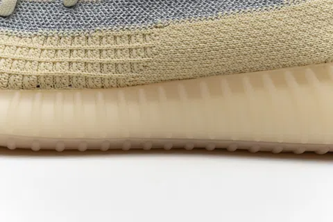Yeezy Boost 350 V2 Linen – photo 10