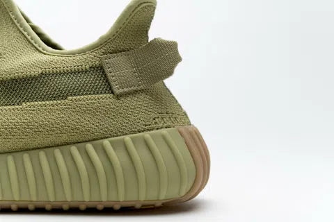 Yeezy Boost 350 V2 Sulfur – photo 9