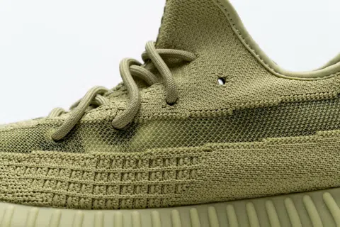 Yeezy Boost 350 V2 Sulfur – photo 10