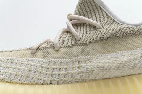 Yeezy Boost 350 V2 Abez – photo 10