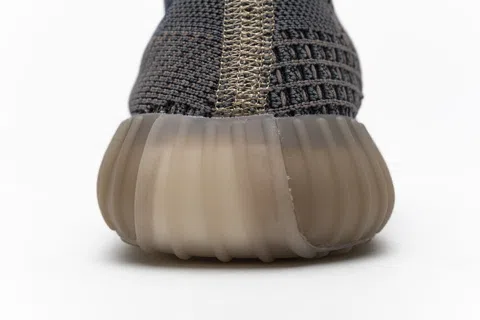 Yeezy Boost 350 V2 Yecher – photo 5