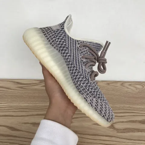 Yeezy Boost 350 V2 Ashpea – photo 4