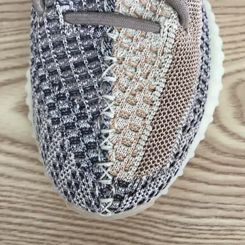 Yeezy Boost 350 V2 Ashpea – photo 9