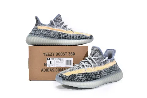 Yeezy Boost 350 V2 Ash Blue – photo 12