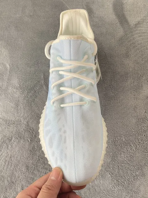 Yeezy Boost 350 V2 Mono Ice – photo 6