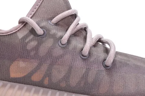 Yeezy Boost 350 V2 Mono Mist – photo 10