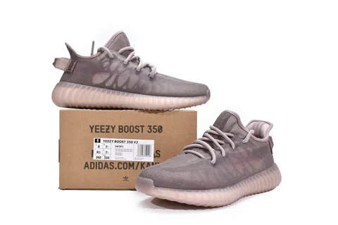 Yeezy Boost 350 V2 Mono Mist – photo 12