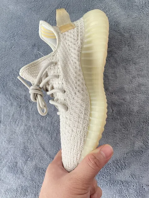 Yeezy Boost 350 V2 Aurora – photo 5