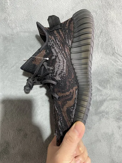 Yeezy Boost 350 V2 MX Rock – photo 3
