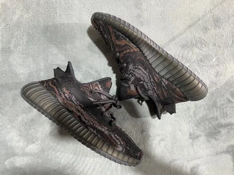 Yeezy Boost 350 V2 MX Rock – photo 5