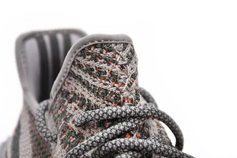 Yeezy Boost 350 V2 Beluga – photo 9