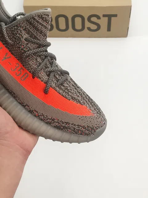 Yeezy Boost 350 V2 Beluga – photo 6