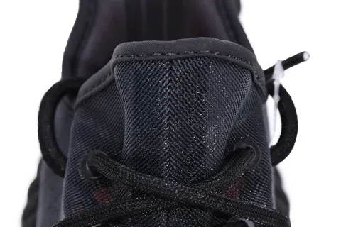 Yeezy Boost 350 V2 Mono Cinder – photo 6