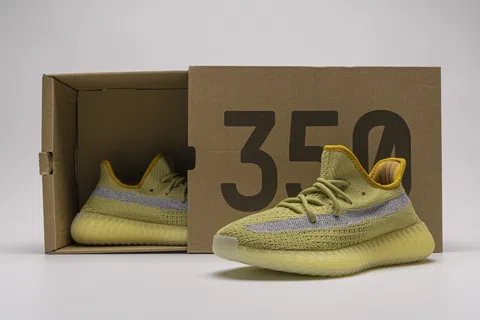 Yeezy Boost 350 V2 Marsh – photo 12