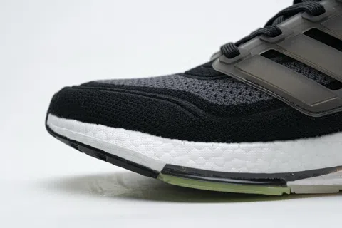 adidas Ultraboost 21 Black/Grey/Neon Green – photo 9