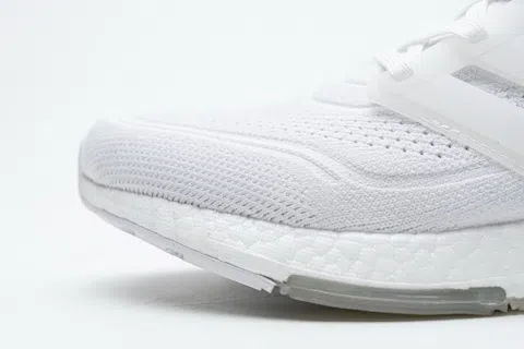 adidas Ultraboost 21 Triple White – photo 10