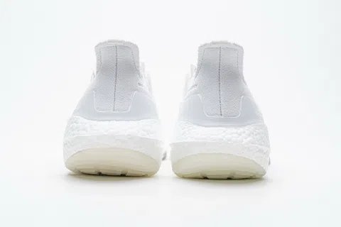 adidas Ultraboost 21 Triple White – photo 6