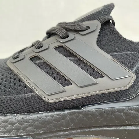 adidas Ultraboost 21 Triple Black – photo 9