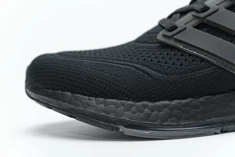 adidas Ultraboost 21 Triple Black – photo 10
