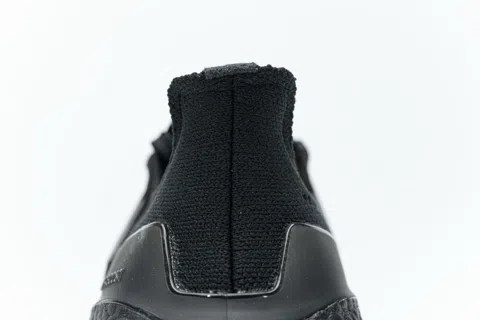 adidas Ultraboost 21 Triple Black – photo 5