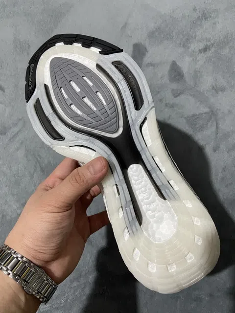 adidas Ultraboost 21 White/Black – photo 7