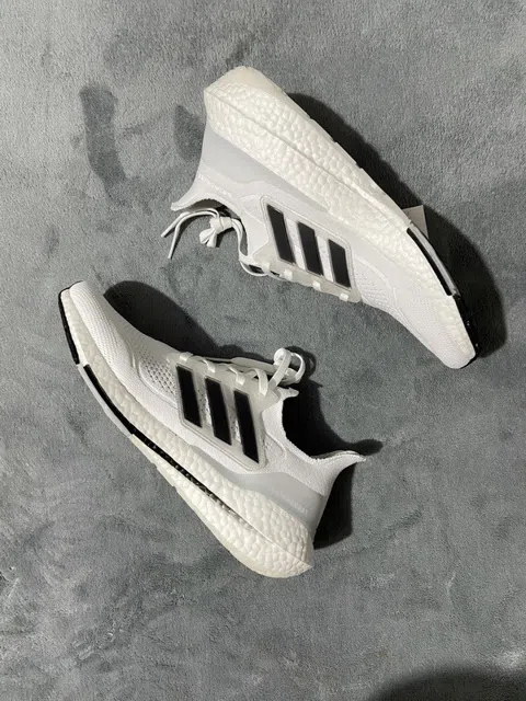 White/Black