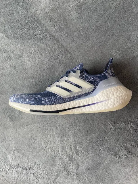 adidas Ultraboost 21 Denim Blue – photo 4