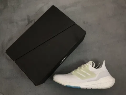 adidas Ultraboost 21 White/Light Grey – photo 10