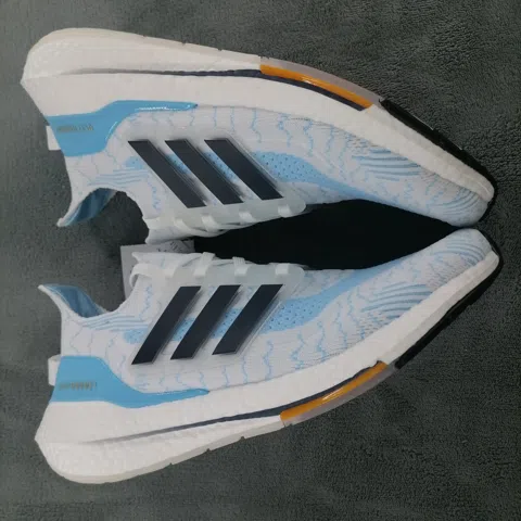 adidas Ultraboost 21 White/Ice Blue – photo 5
