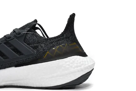 adidas Ultraboost 21 Black/Yellow/White – photo 4