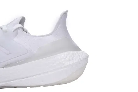 adidas Ultraboost 22 Triple White – photo 4