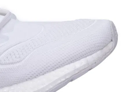 adidas Ultraboost 22 Triple White – photo 11