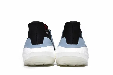 adidas Ultraboost 22 Sky Blue/Pink – photo 6