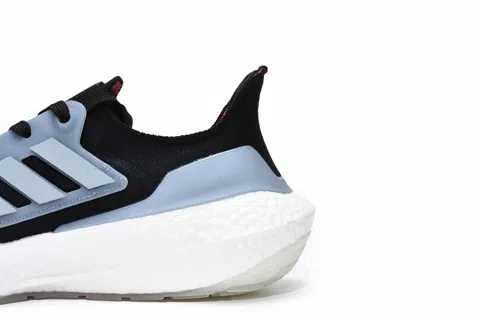adidas Ultraboost 22 Sky Blue/Pink – photo 3