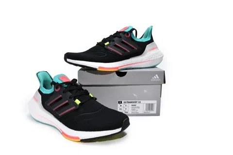 adidas Ultraboost 22 Black/Mint/Green – photo 12