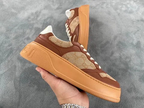 Gucci Sneakers Brown – photo 4