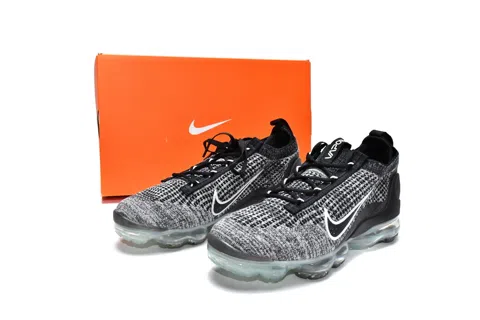 Nike Air VaporMax Oreo – photo 11