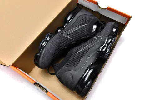 Nike Air VaporMax Black – photo 12