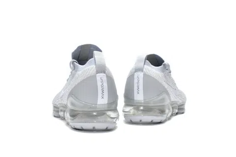 Nike Air VaporMax Triple White – photo 7