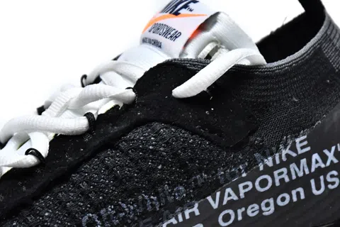 Nike Air VaporMax Triple Black – photo 9