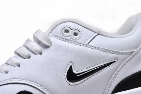 Nike Air Max 1 Black/White – photo 9